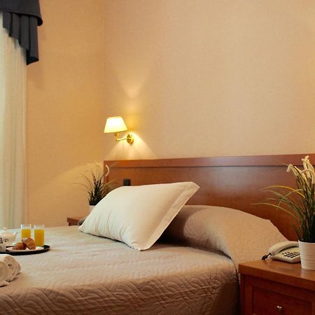 Hotel Jole Чезенатико Экстерьер фото