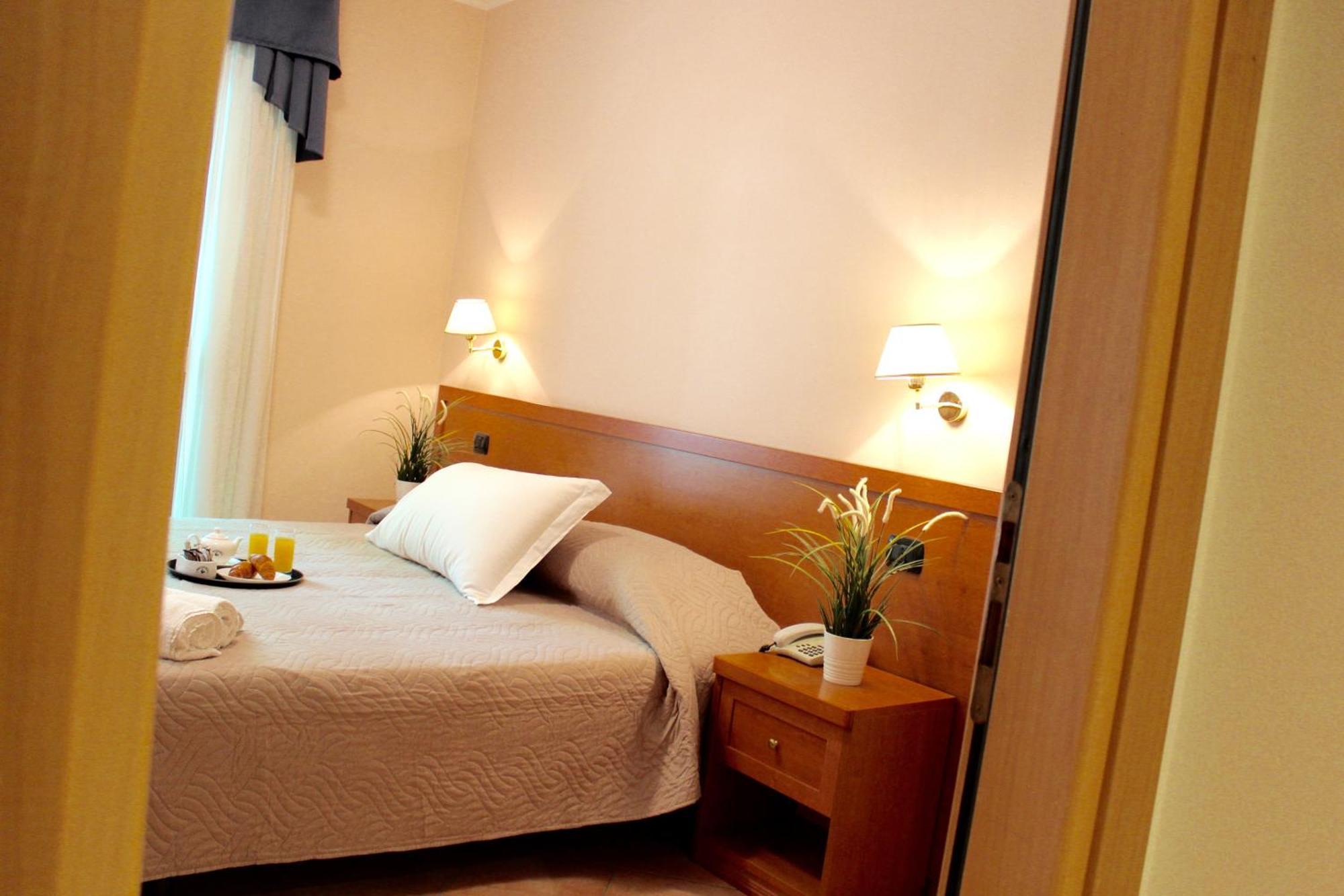Hotel Jole Чезенатико Экстерьер фото